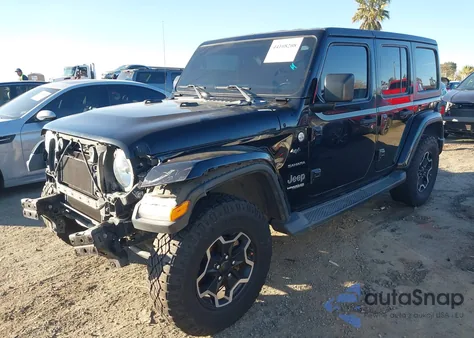 2020 Jeep Wrangler Unlimited Sahara 4X4 z USA, uszkodzony, nr VIN 1C4HJXEN1LW213005